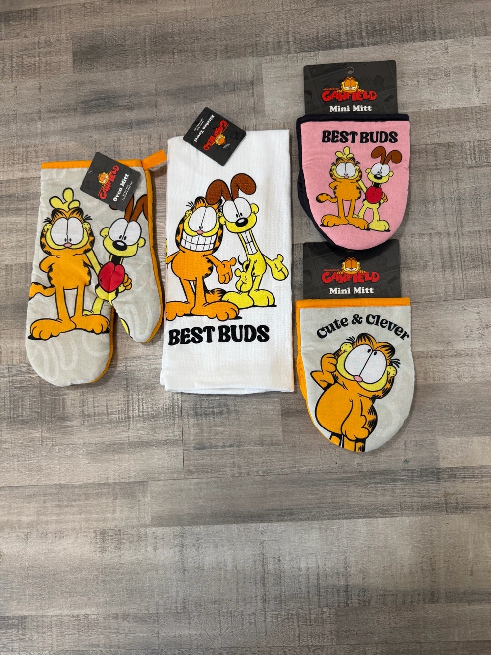 Nickelodeon Garfield Kitchen Set 4 Pc Oven Mitt Towel Mini Mitts NWT 2026
